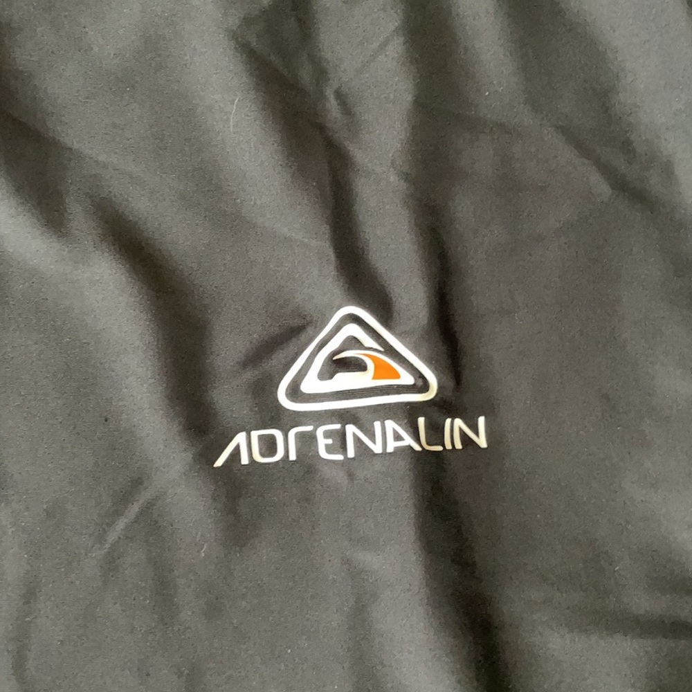 New Black Adrenalin Rash Guard - Picture 3 of 10
